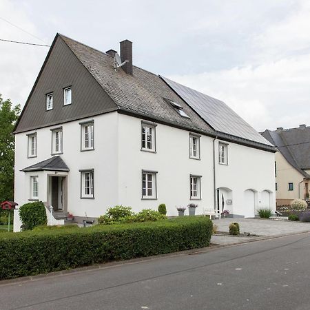 Beautiful Apartment In Morscheid Riedenburg 모르바흐 외부 사진